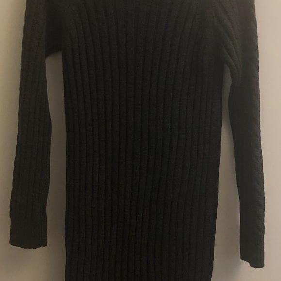 Club Monaco Simonya Wool cable knit sweater dress - Picture 7 of 8